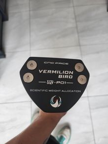 Centre shafted mallet putter