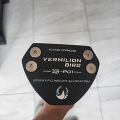 Centre shafted mallet putter