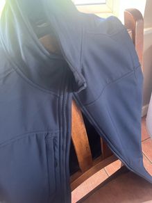 sleavless jacket