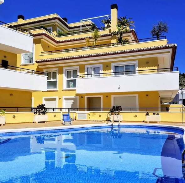 Holiday apartment with pool in Javea, Spain