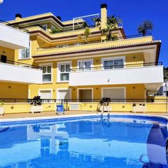 Holiday apartment with pool in Javea, Spain