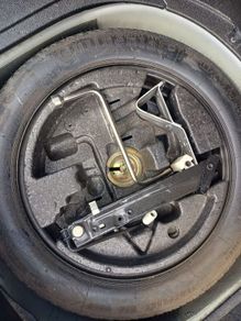 Bmw E60 spare wheel kit