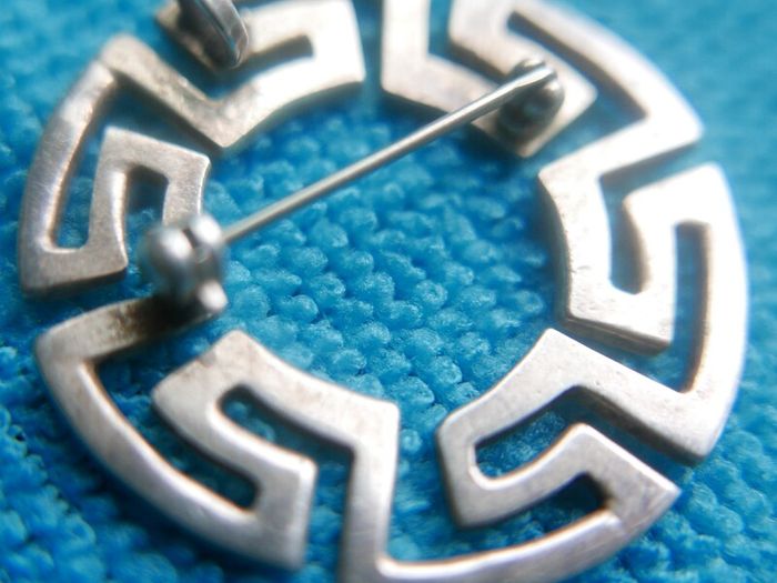 Vintage Celtic Knotwork Brooch (looks like sterling silver but has no stamp)