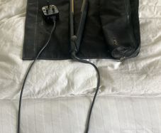 ghd iv professional styler and travel bag