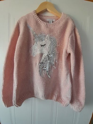 3 girls jumpers