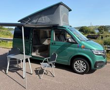 Stunning VW California Coast (with lots of extras)