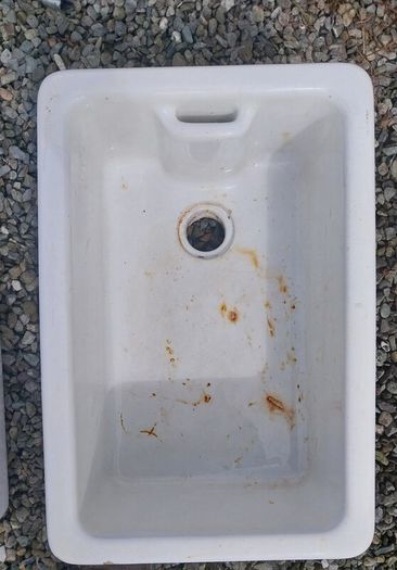 2 Belfast Sinks