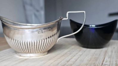 Antique 1902 Edwardian Sterling Silver Mustard Pot Base & Original Glass Liner
