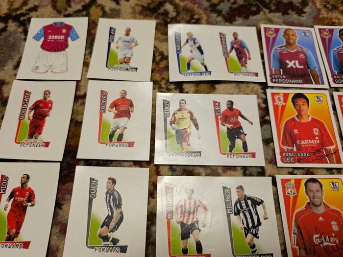 1700+ Football Cards Collection