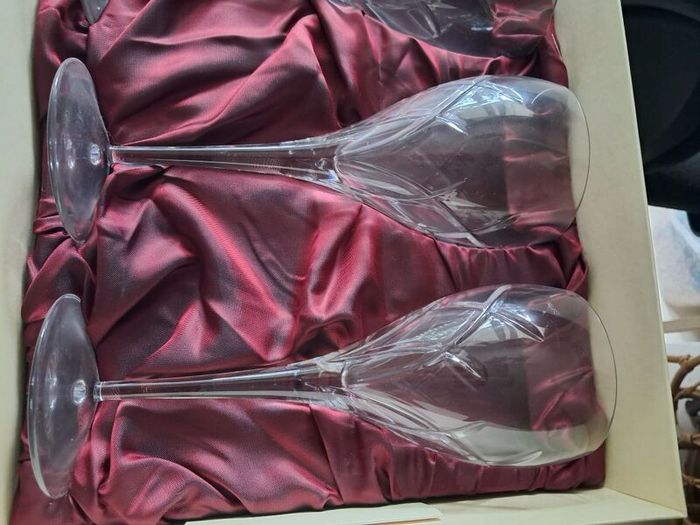 Wine Glasses