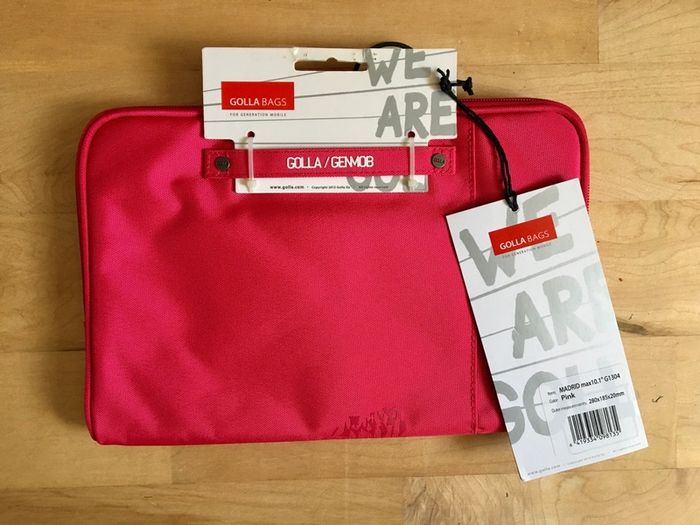Golla tablet sleeve, BNWT