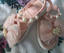 Baby sandals size 20