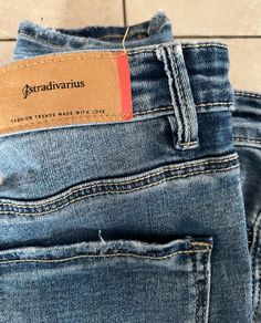 stradivarius UK 6 jeans, high waisted