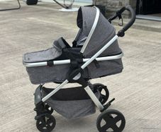 2-in-1 Pushchair, the Venti by Rosie Connolly