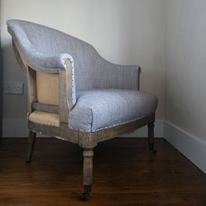 LIKE NEW Sherlock Buttoned Belgian Soft Twill Armchair RRP717euro