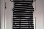 Black and white striped ribbed sleeveless top,size 10