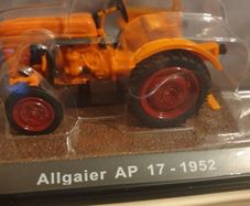 Vintage Die.cast Tractors Models For Sale