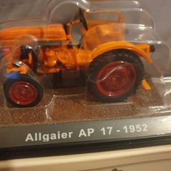 Vintage Die.cast Tractors Models For Sale