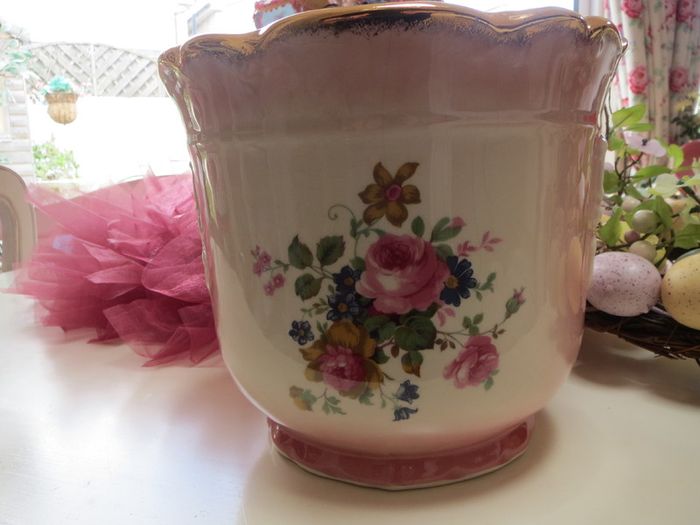 Vintage Porcelain vase Staffordshire Ironstone