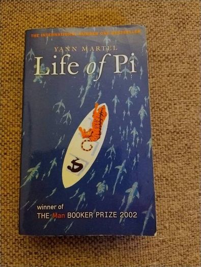 Life of Pi by Yann Martel Man Booker Prize winner 2002 in good condition with some signs of wear on the cover see photos FREE STANDARD POSTAGE INCLUDED