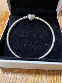 Pandora Bangle Heart Clasp 19cm