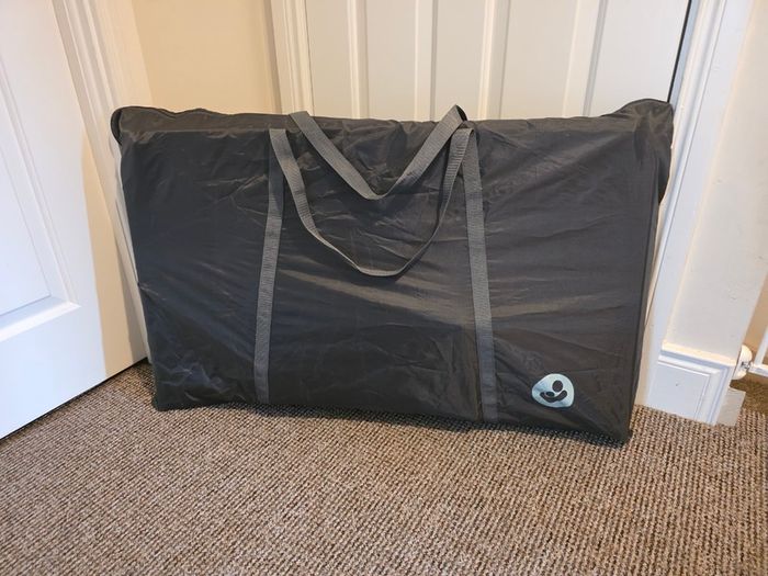 Maxi-Cosi Tori Bedside Crib / Co-Sleeper Excellent Condition