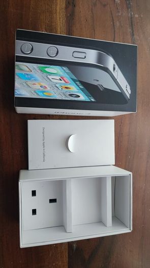 iPhone 4 box