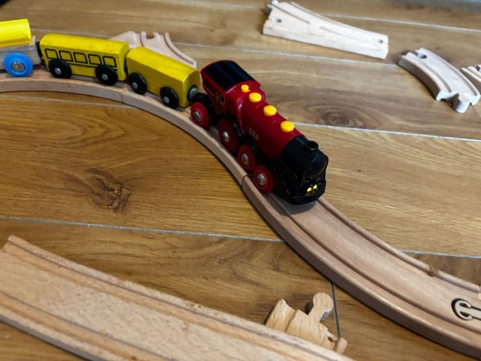 Train track wooden bundle Inc locomotive