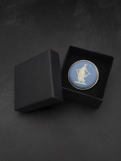 925 Vintage 1973 Wedgwood Sterling Silver Cameo Fully Hallmarked Brooch