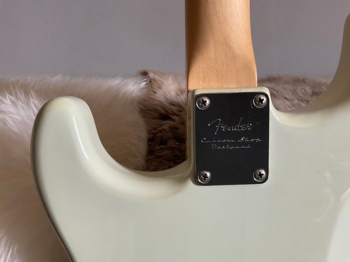 Fender Classic Player '60s Stratocaster - Custom Shop Designed