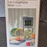 NEW InnovaGoods 3-in-1 Vegetable Spiral Cutter / Grater - Boxed Image 5