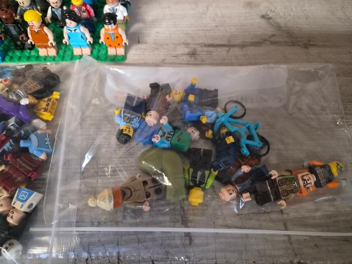 Lego 30Kg Job Lot inc 100+ minifigs