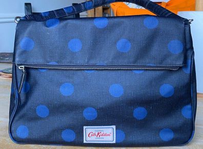 Handbag an purse