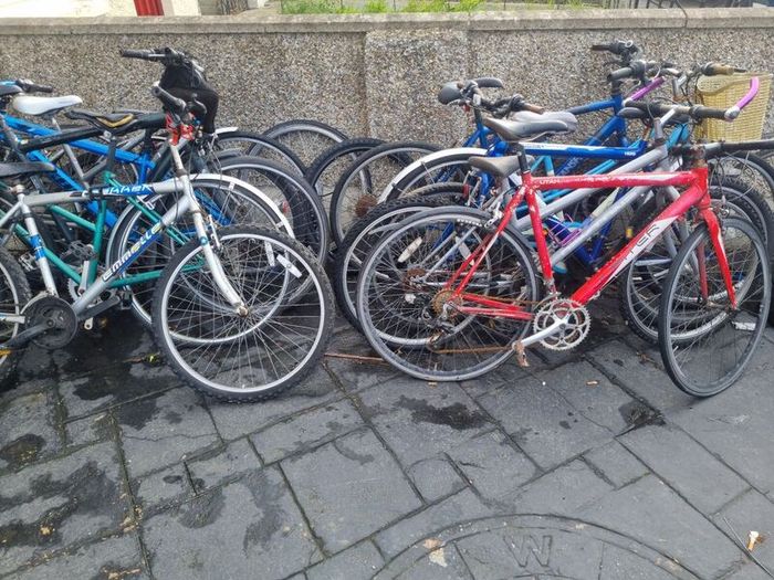 bikes all need fixing job lot  10 total