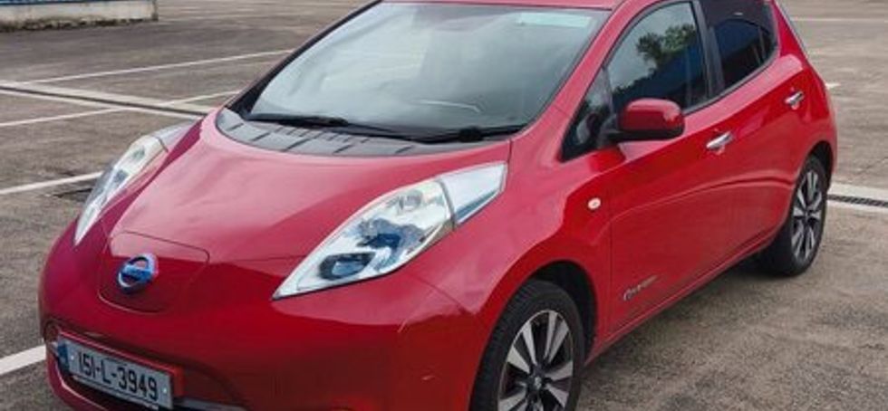2015 Nissan Leaf Tekna 24kWh  5,950 ONO