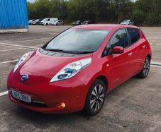 2015 Nissan Leaf Tekna 24kWh  5,950 ONO
