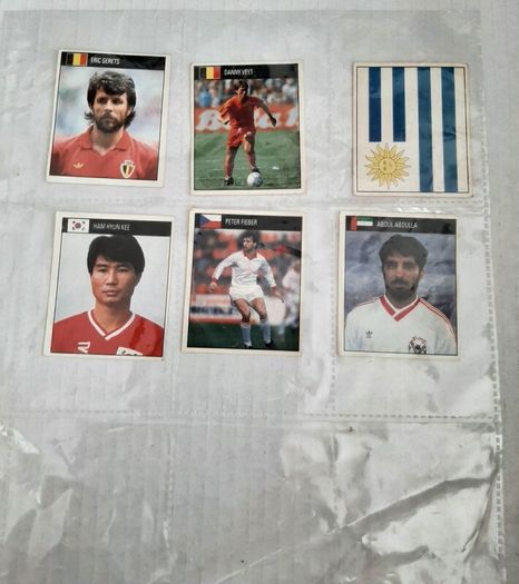 footballs cards from 1990