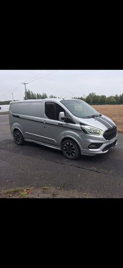 Ford transit custom sport