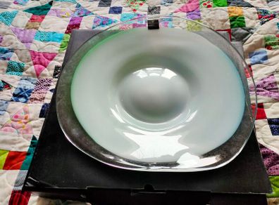 Royal Doulton serving platter (RRP Eur70)