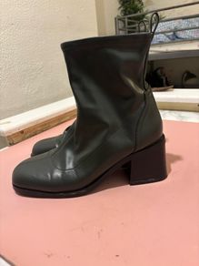 Women's shoes