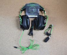 Razer Blackshark Wired Stereo Gaming Headset - Headphones