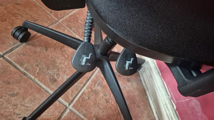 Comfortable Black Office Chair (Adjustable & Reclining )