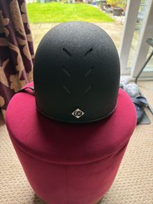 riding hat