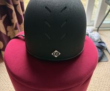 riding hat