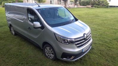 Renault Traffic LL30 Blue DCI 150 Sport Automatic