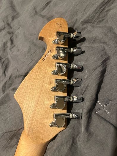 Stratocaster machine heads tuners 6 line electric guitar Jackson esp Ibanez charvel telecaster Fender parts accessories