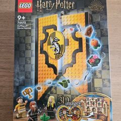 lego harry potter 76412 hufflepuff house banner