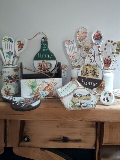 Set of 3 Decorative Kitchen Utensils in the Jar