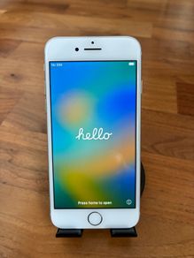 iPhone 8, 64GB - unlocked to any network - mint condition