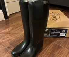 Horse riding boots